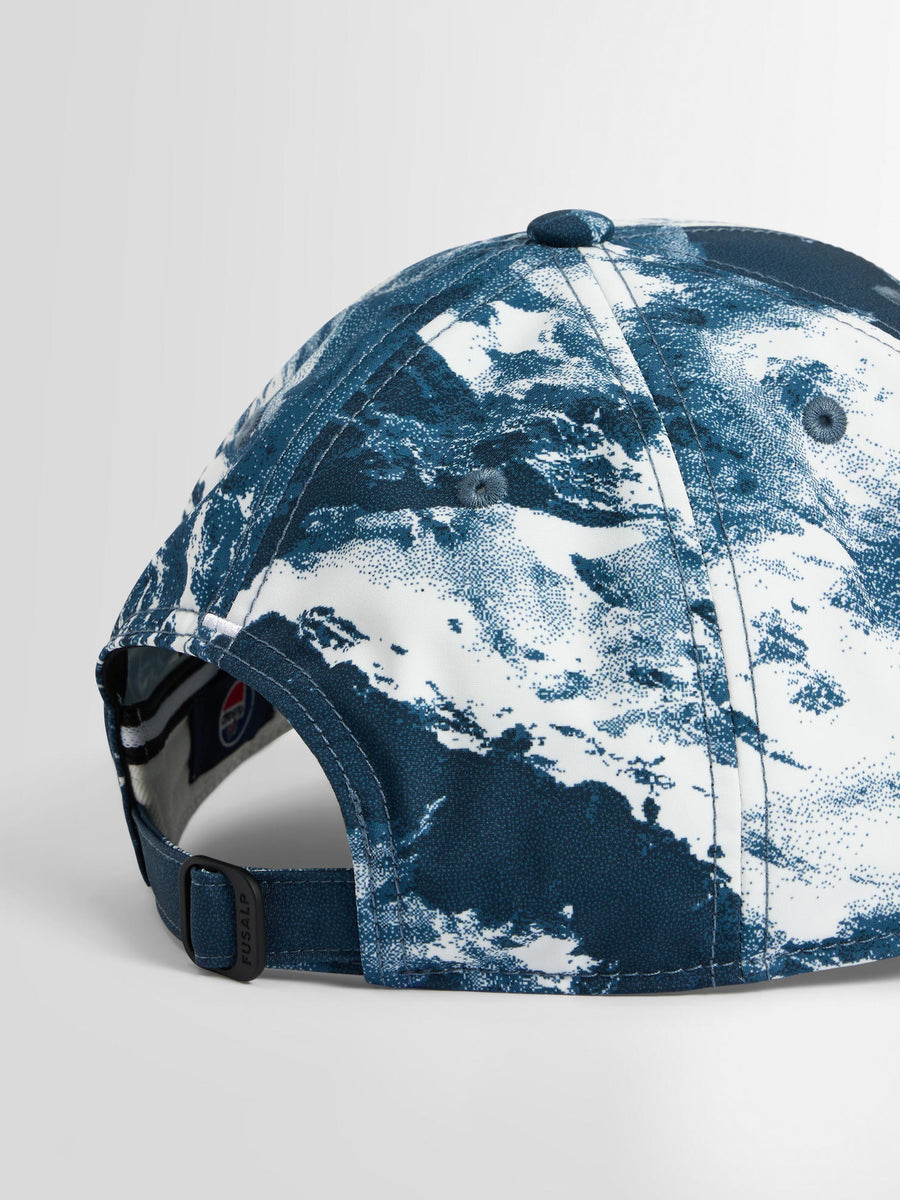 MOUNTN CAP