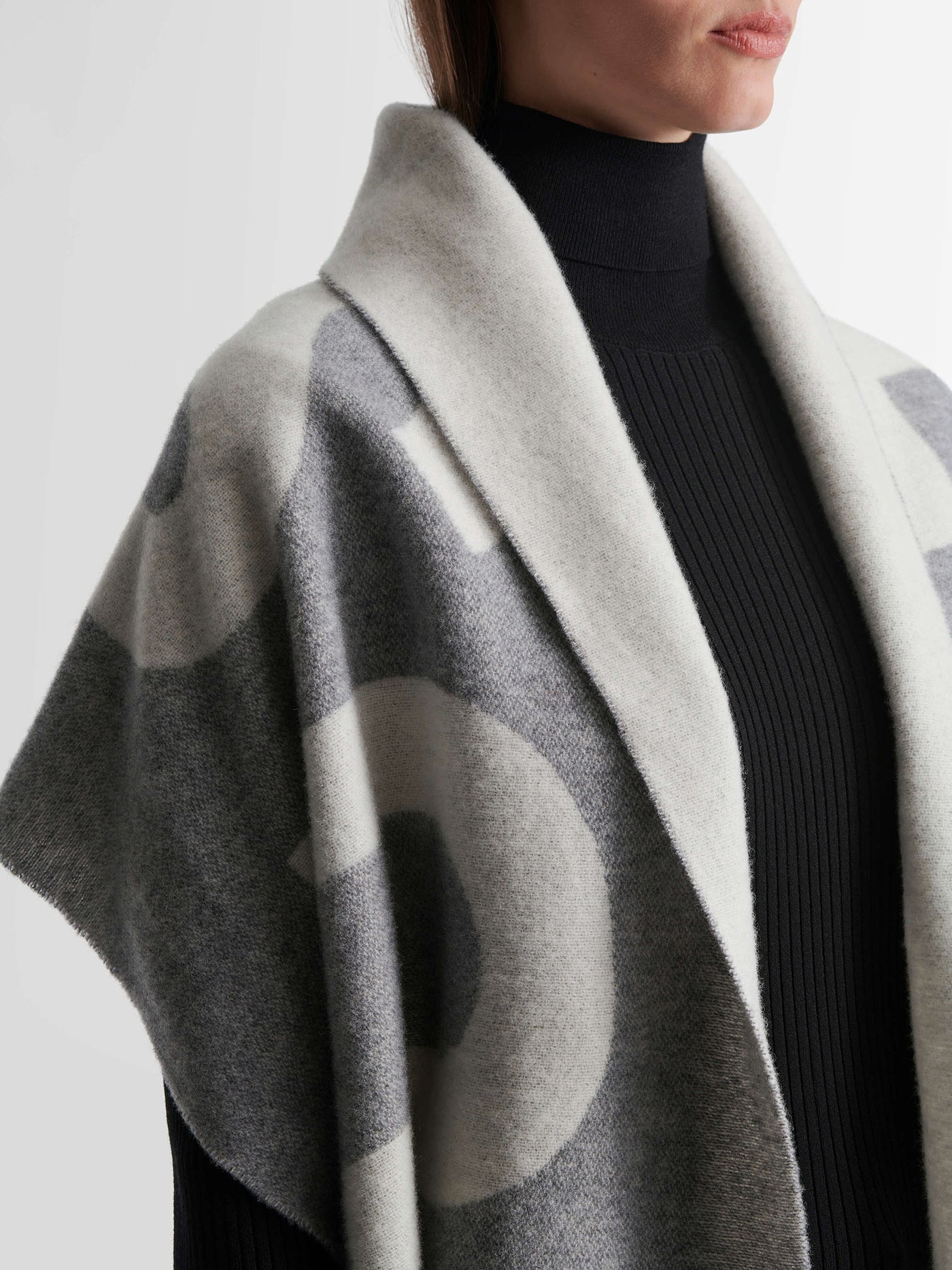 OVERSIZE SCARF SCARF