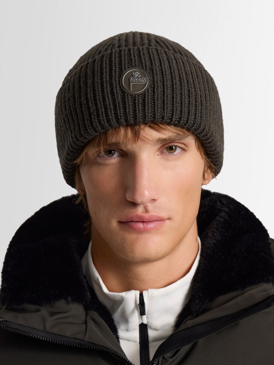 KNIT BEANIE