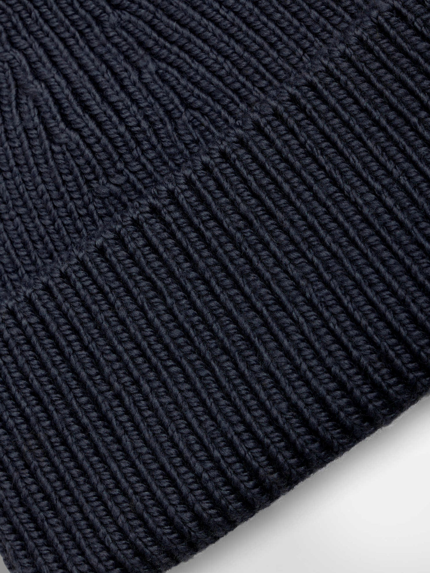 BONNET KNIT BEANIE