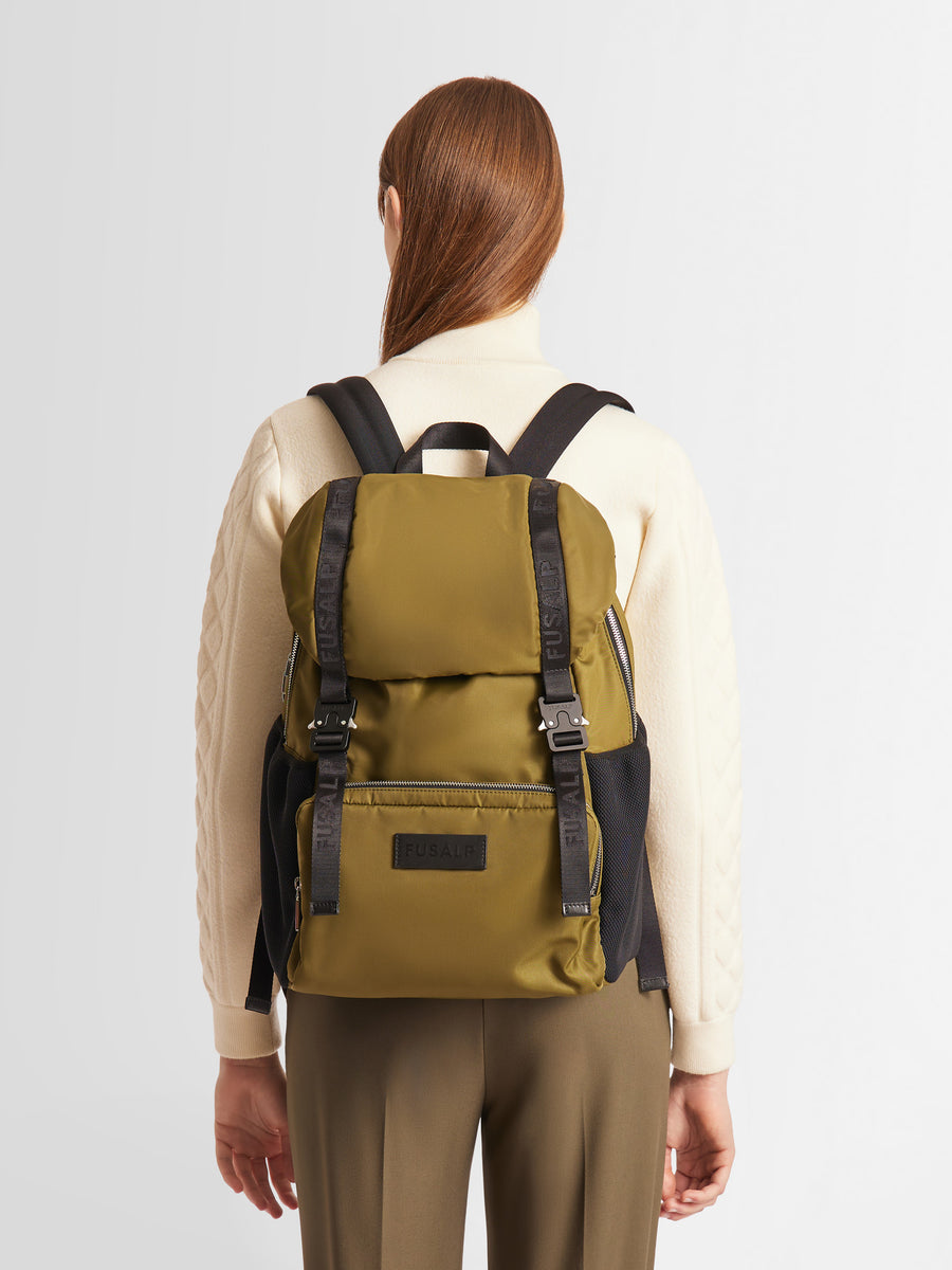 BACKPACK TECH BACKPACK