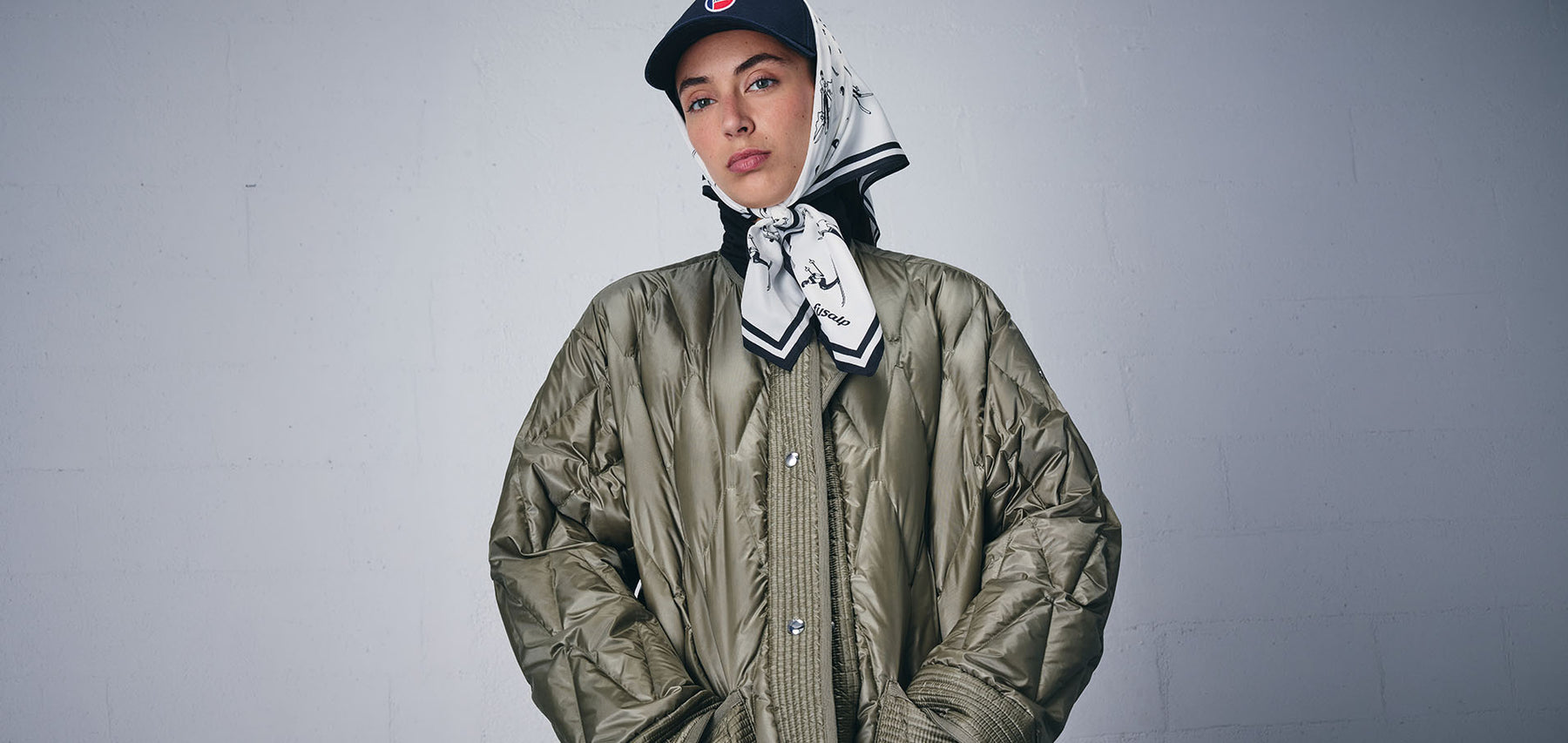 WOMEN'S COLLECTION