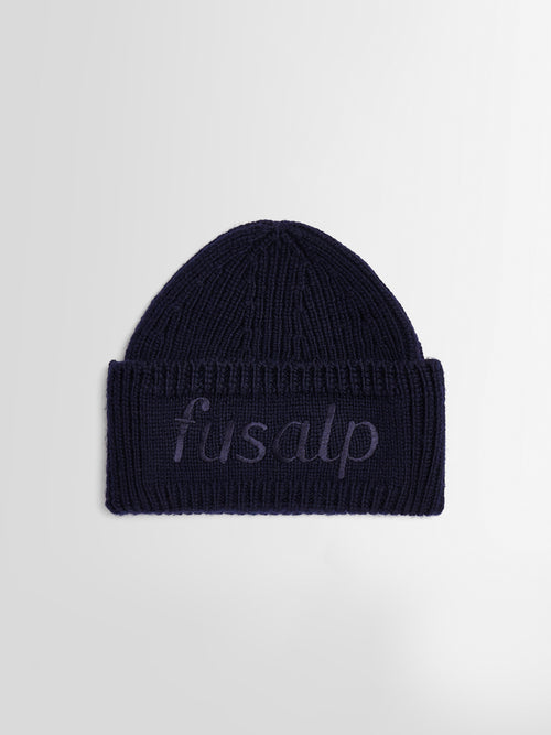 BONNET KNIT