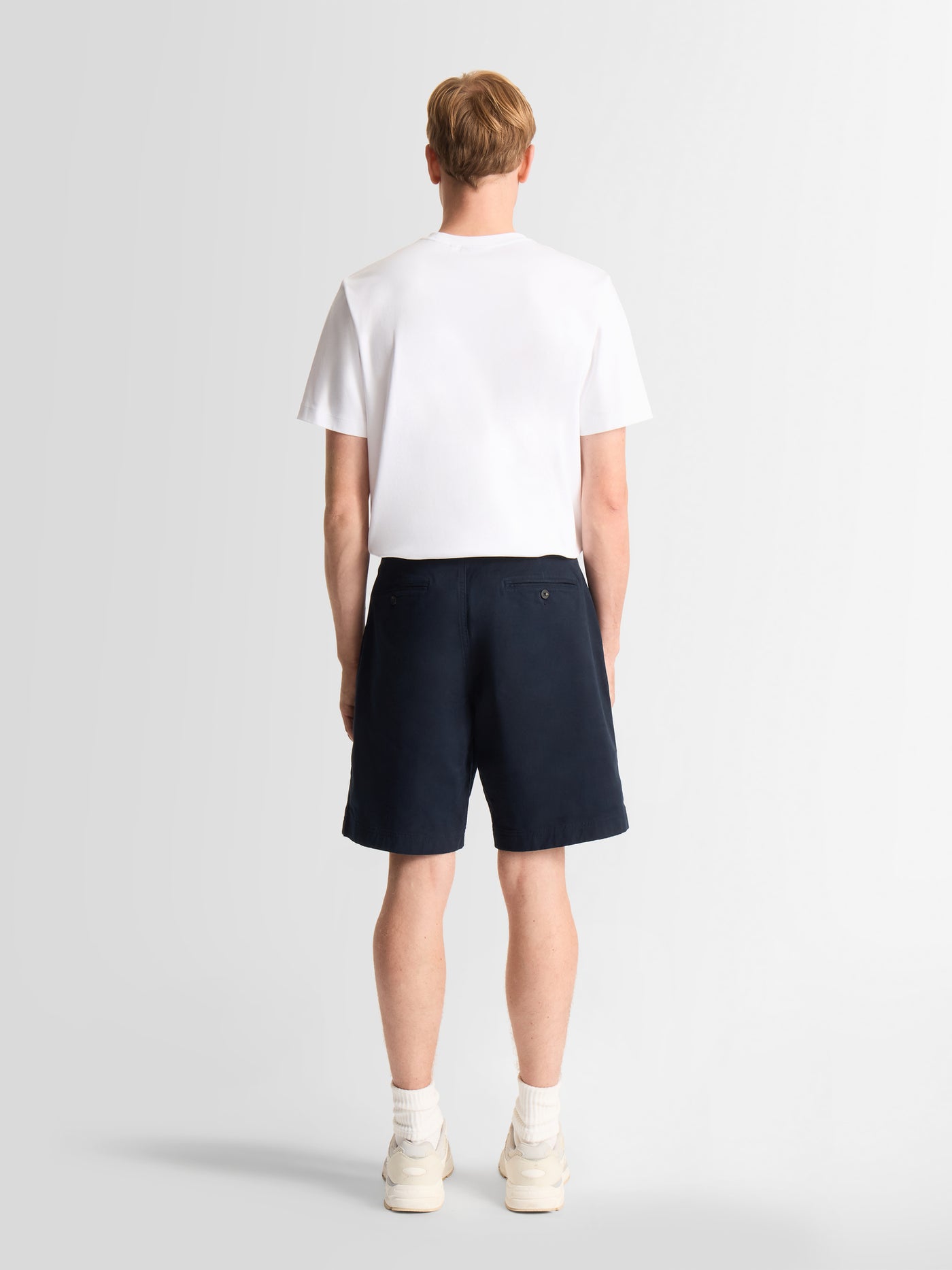 SHORT HOLION