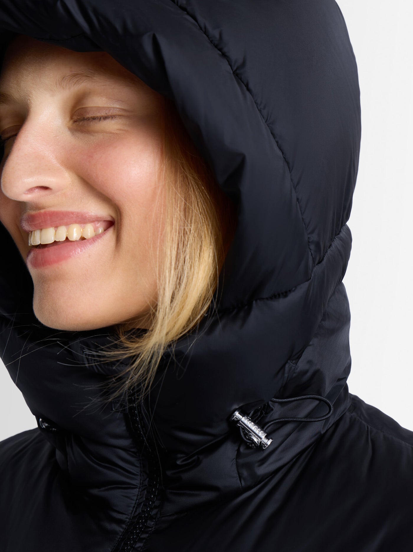 SKAMANAA DOWN JACKET