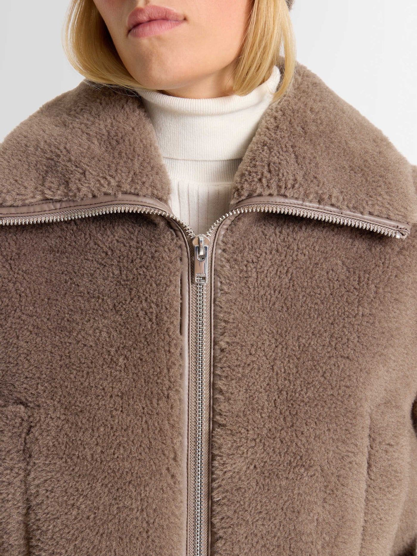 MELSY JACKET