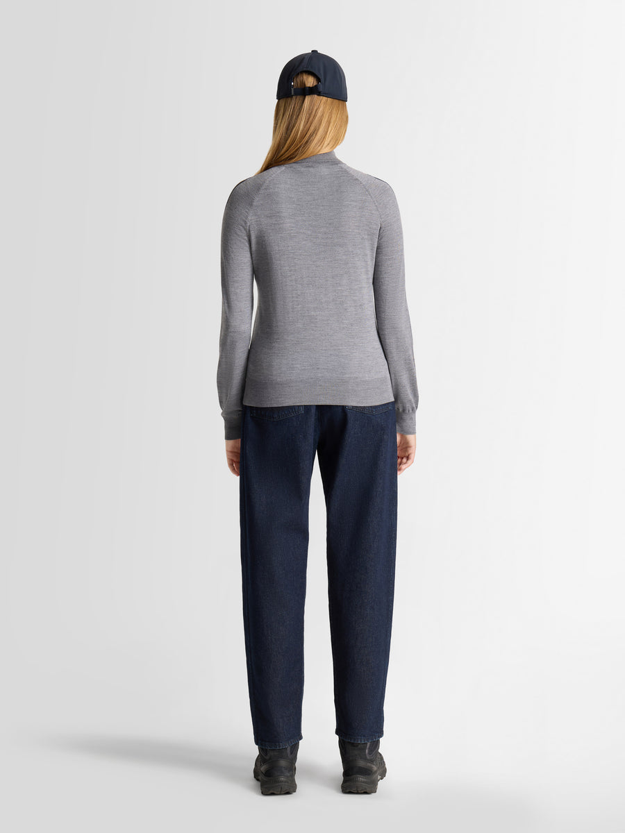 PULL LARYANA