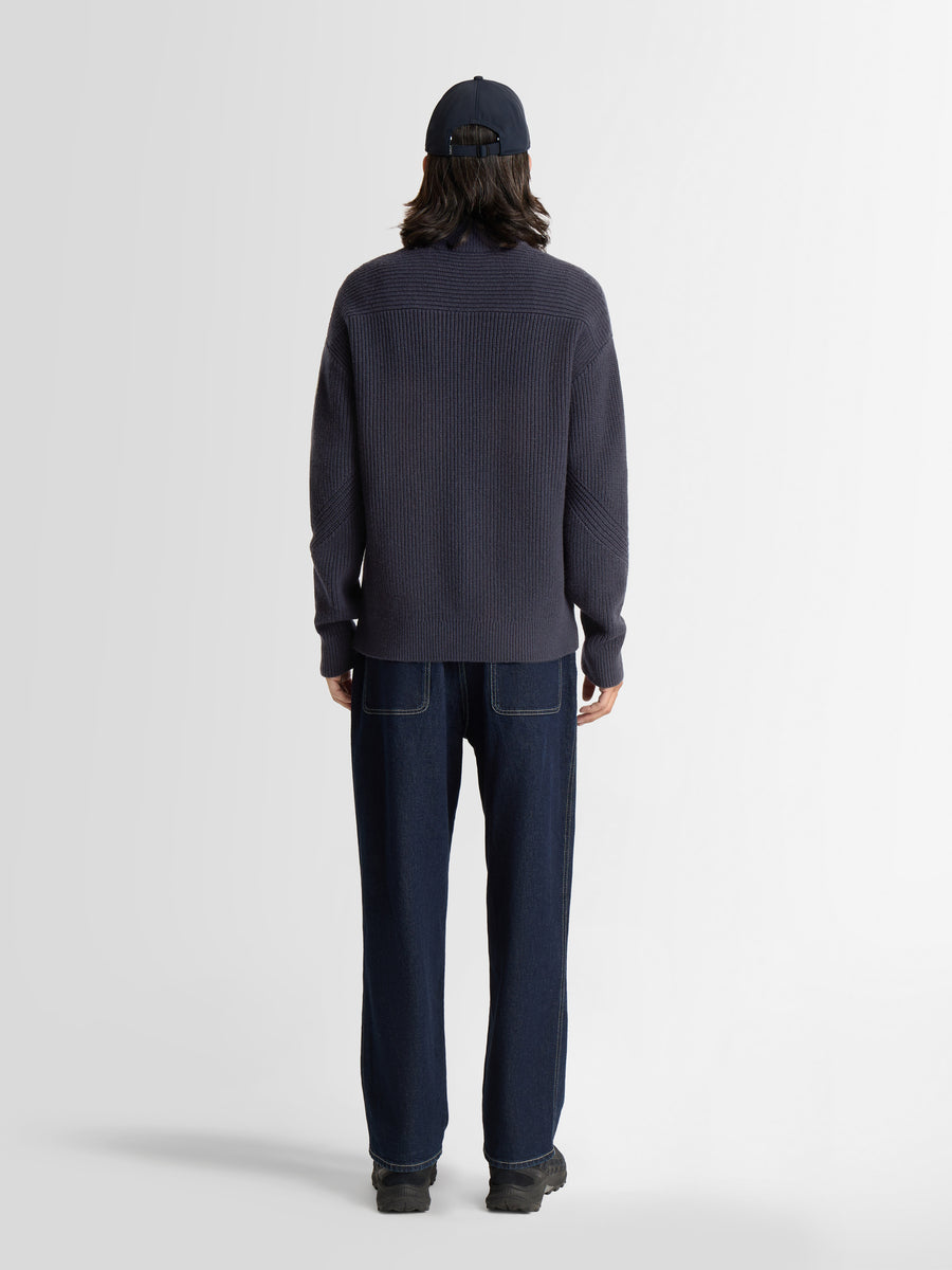 HESYO SWEATER