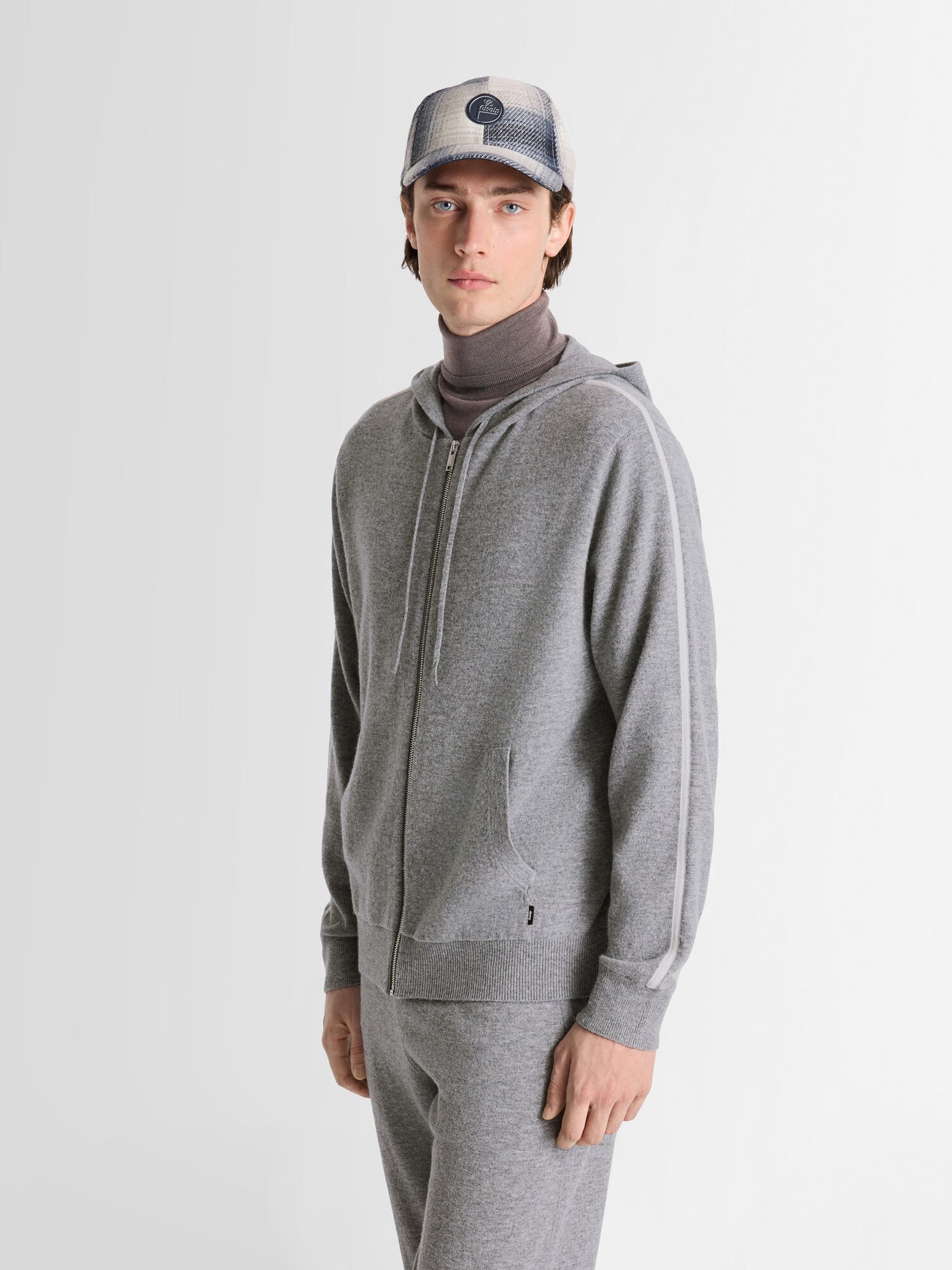 NOREN ZIP UP JACKET