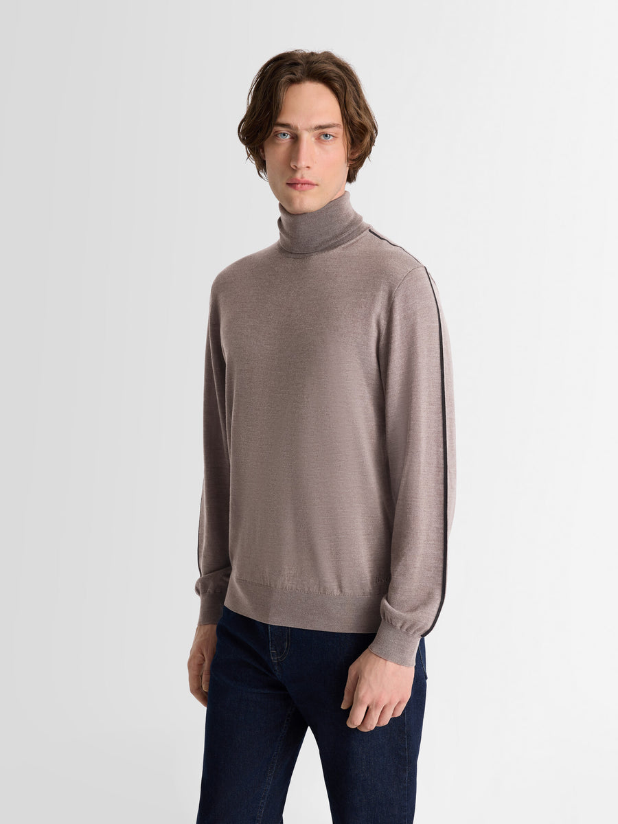PULL LARYAN