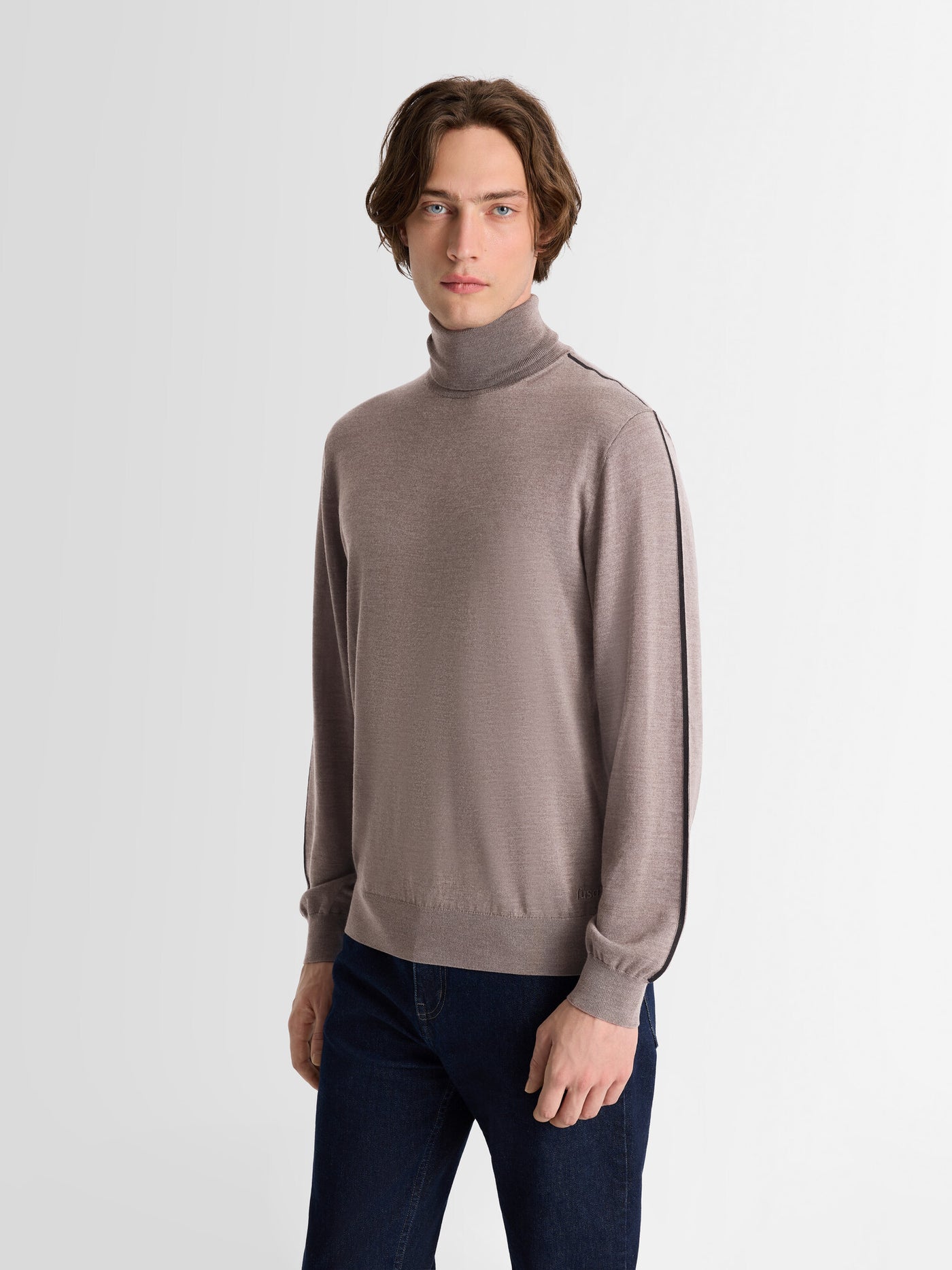 PULL LARYAN