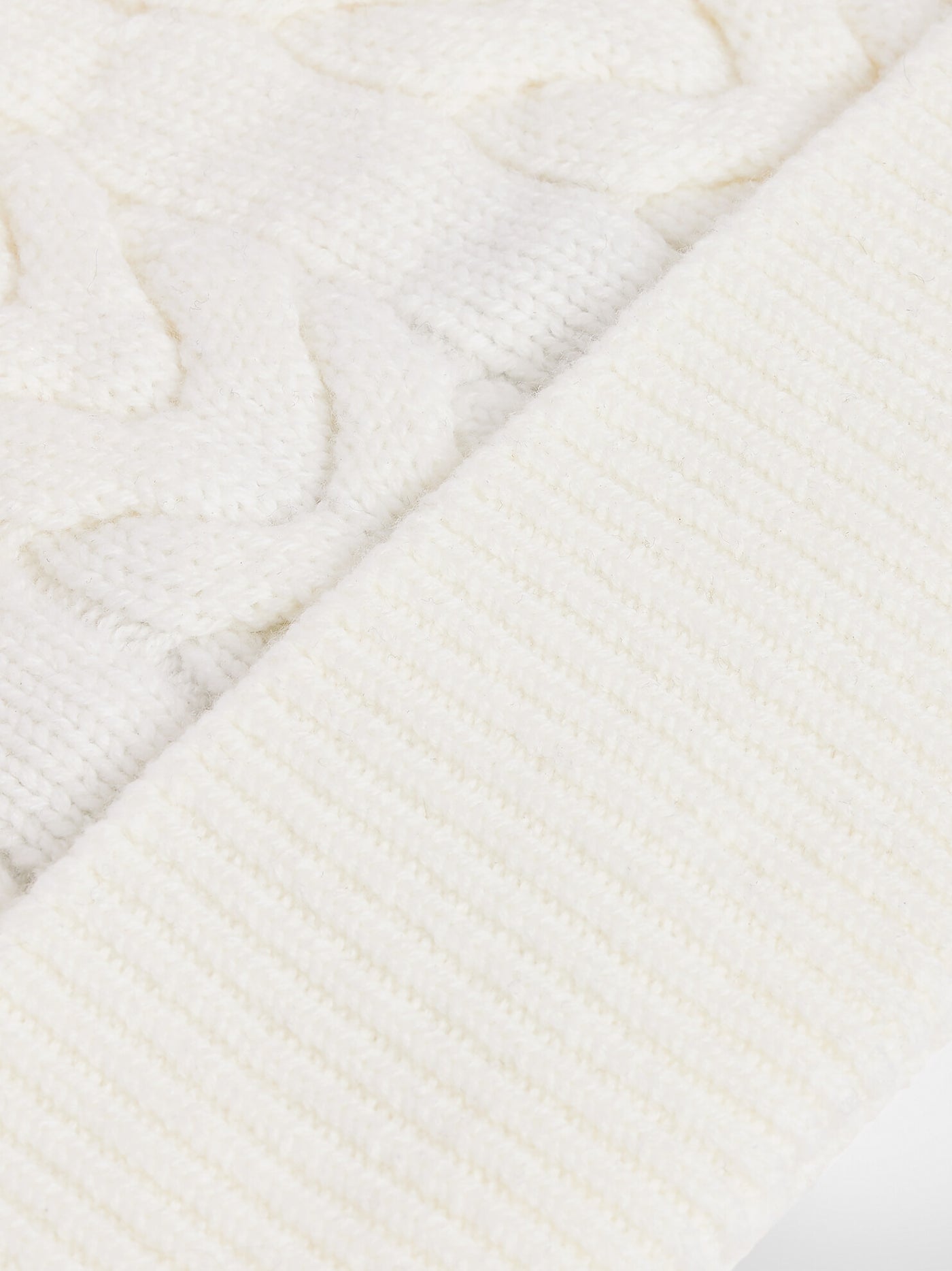 BONNET CABLE BEANIE