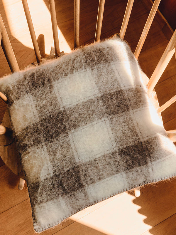 COUSSIN CHECK PILLOW