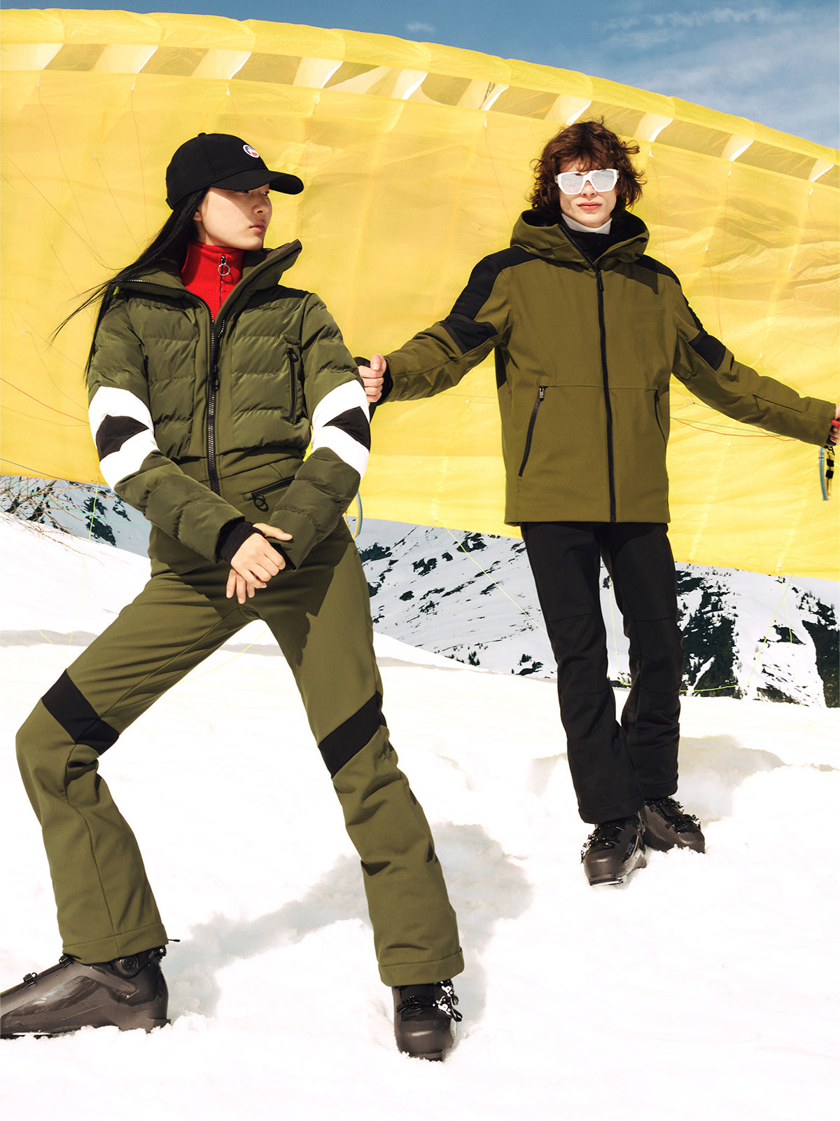 SKI & SNOWBOARD