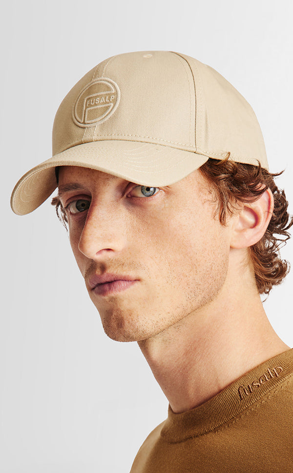 VOIR LES CASQUETTES